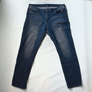 Jonathan Martin ladies blue jeans